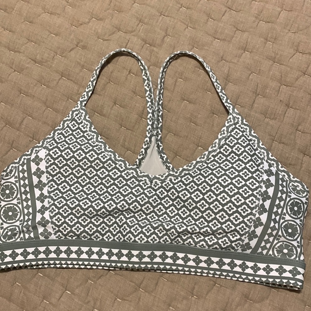 White Fox Active sports bra